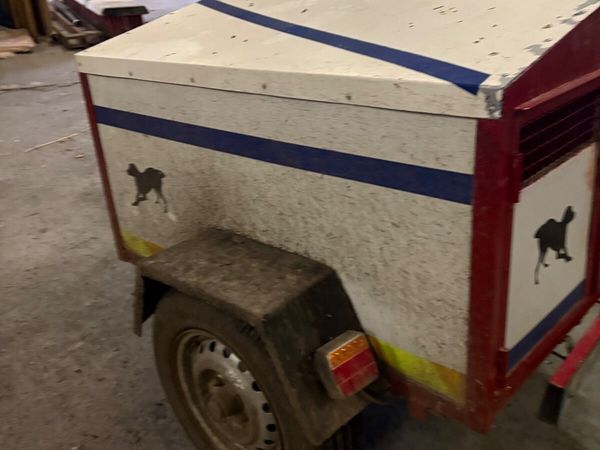 Dog trailer - Main image