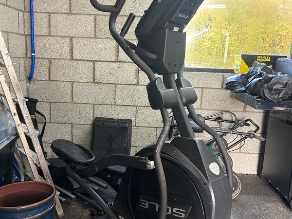 Sole E98 Elliptical Crosstrainer - Main image