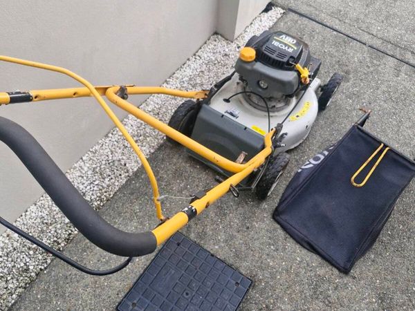 Self drive Lawnmower for sale - Main image