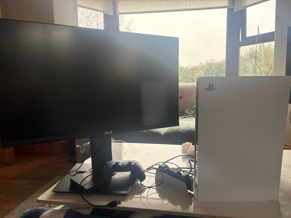 PS5 Digital with 4K Monitor and more - Main image