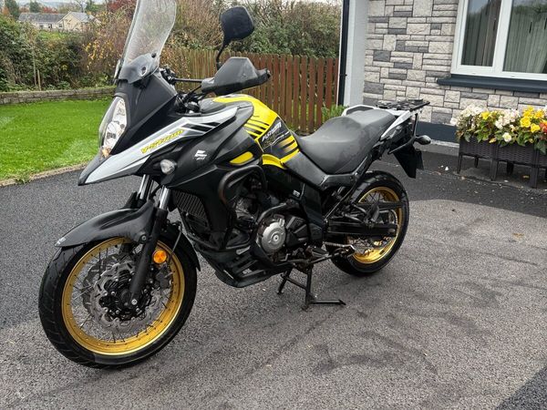 2017 Suzuki v strom 650 - Main image