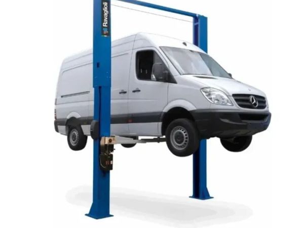 Ravaglioli 4.5 Ton Clear Floor 2 post Car Lift - Main image