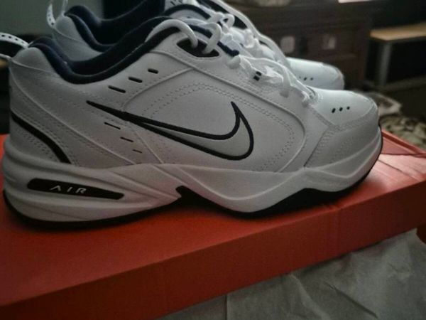 NIKE AIR MONARCH - Main image