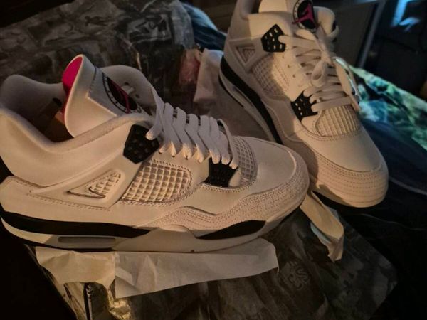 NEW AIR JORDAN 4 RETRO - Main image