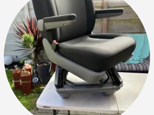 Vw Captains seat T6.1 - Main image