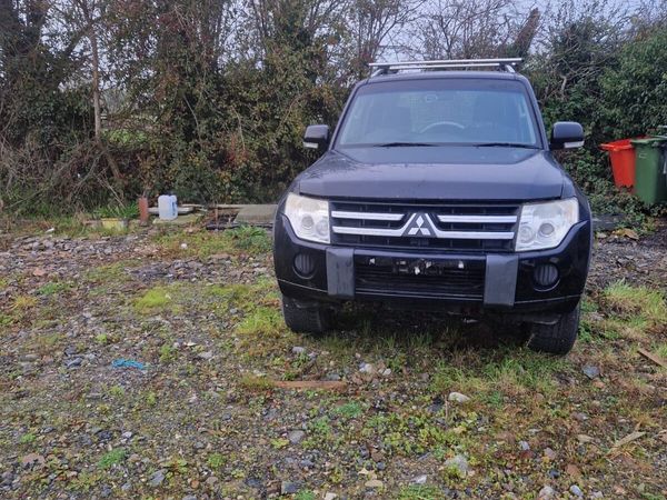 2013 MITSUBISHI PAJERO 3.2 BREAKING - Main image