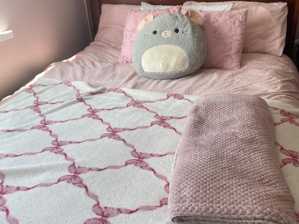 Bedroom furniture set - Main image