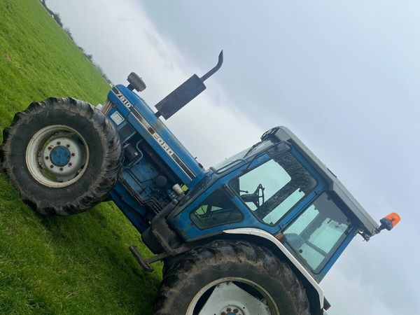 Ford 7810 - Main image