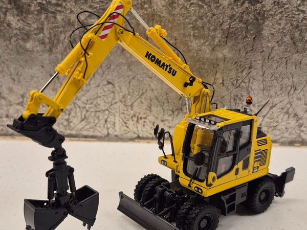 Komatsu PW148-10 Excavator model - Main image