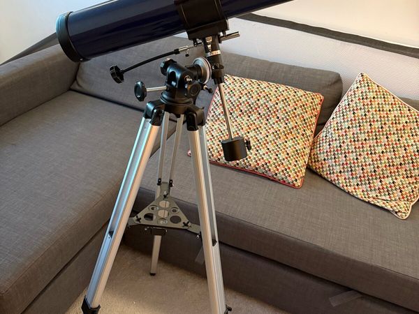 700mmRefractor Telescope - Main image