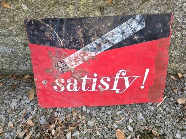 Original  bottom  half  of smoking  sign - Main image