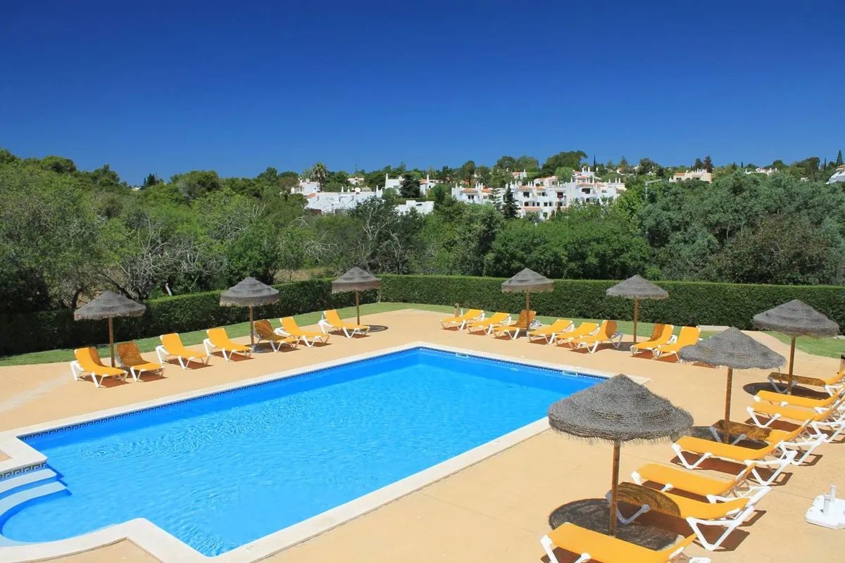Luxury 2 / 3 bed apt for rent Carvoeiro Portugal. - Image 1