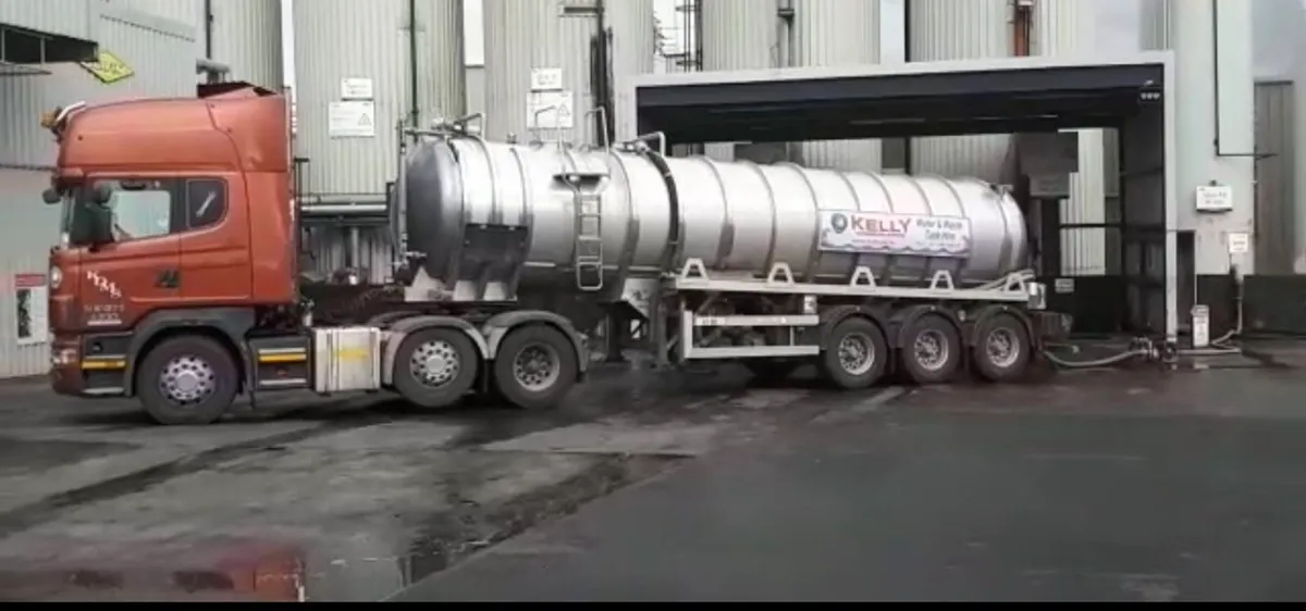 Food Grade Water Tankers To Hire - Image 3