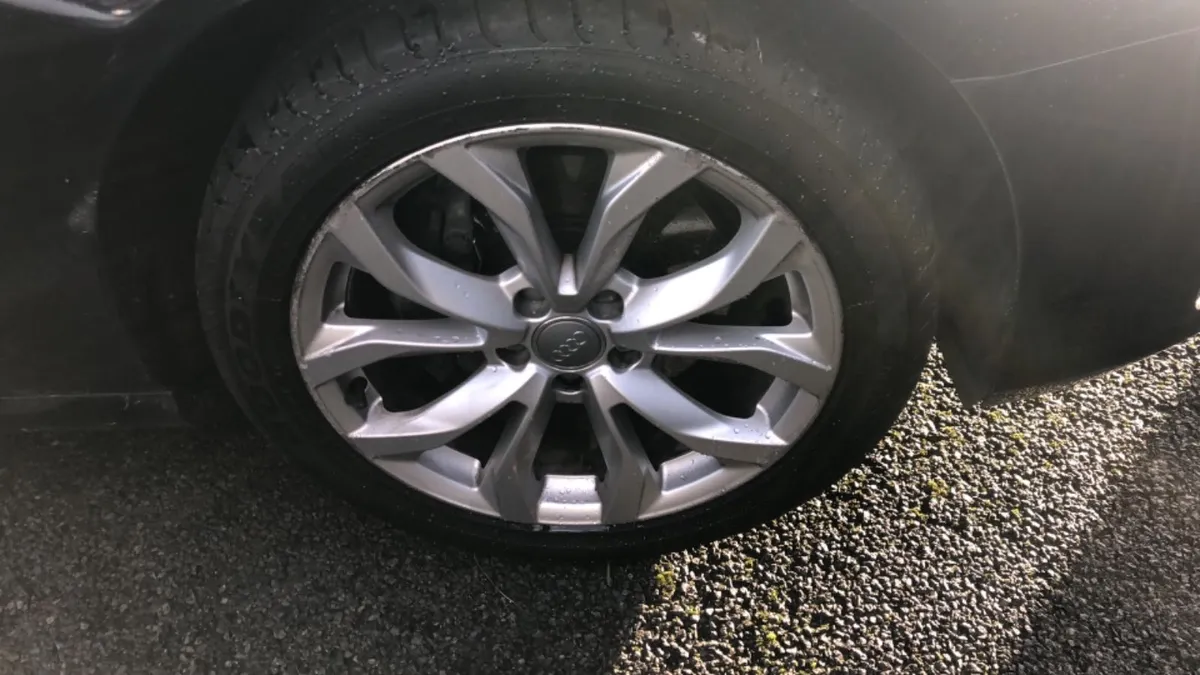 18” genuine a6 alloys & tyres - Image 1