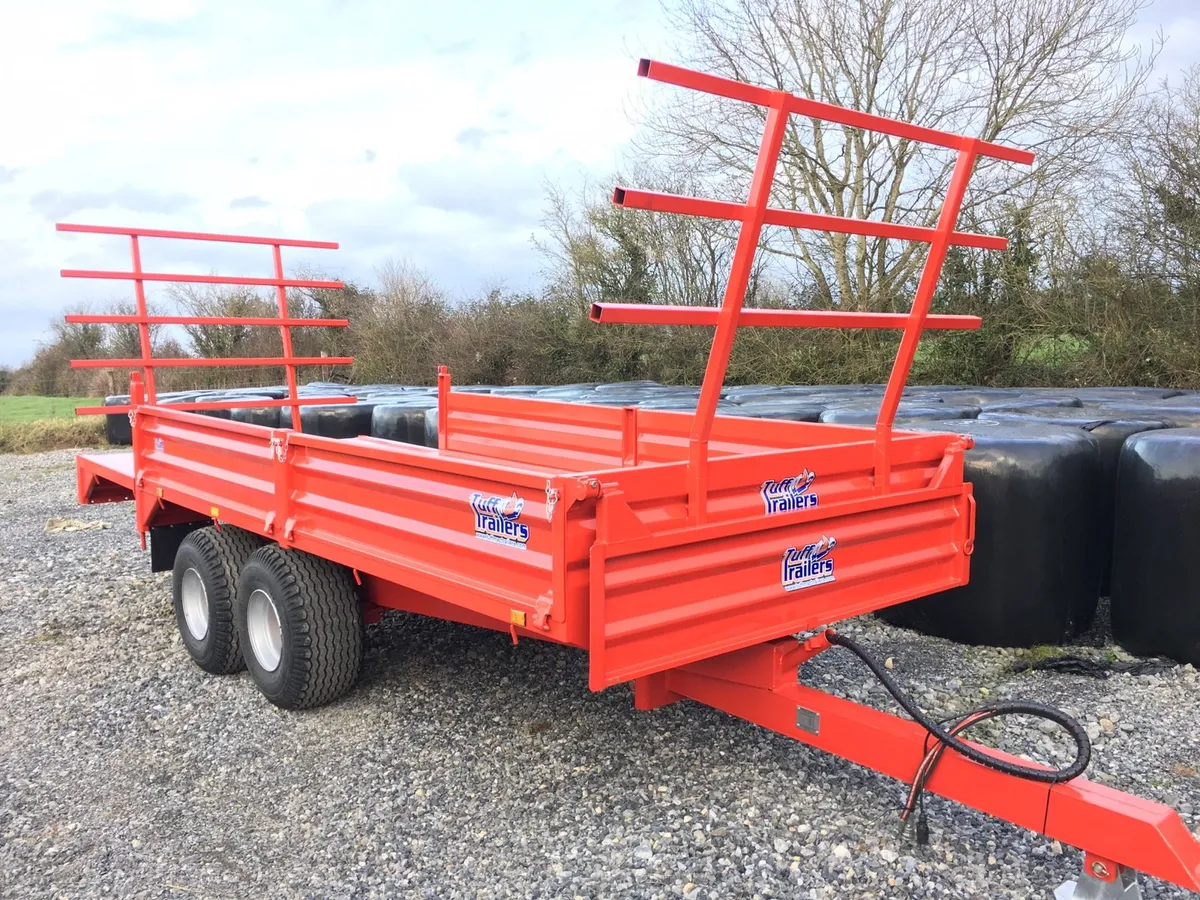 Tuffmac tipping / bale trailer - Image 2