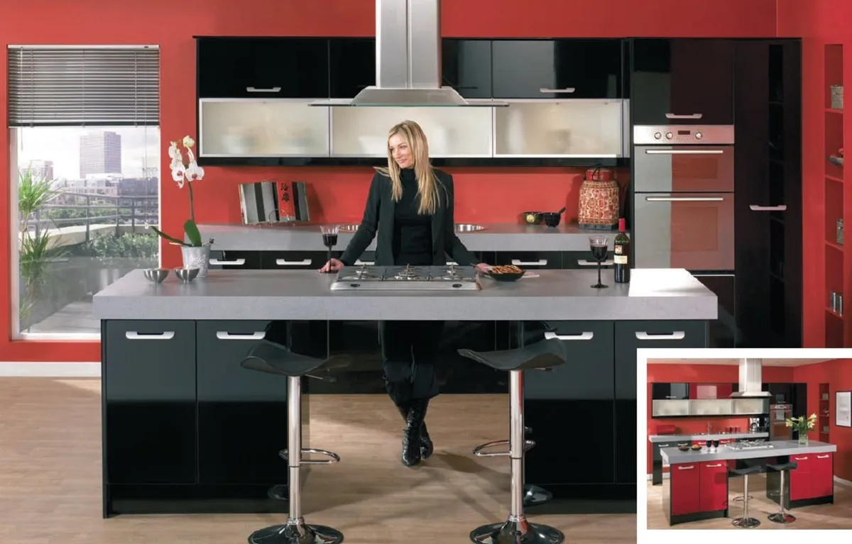 Lifting MDF  Kitchen Doors matched and replaced. - Image 4