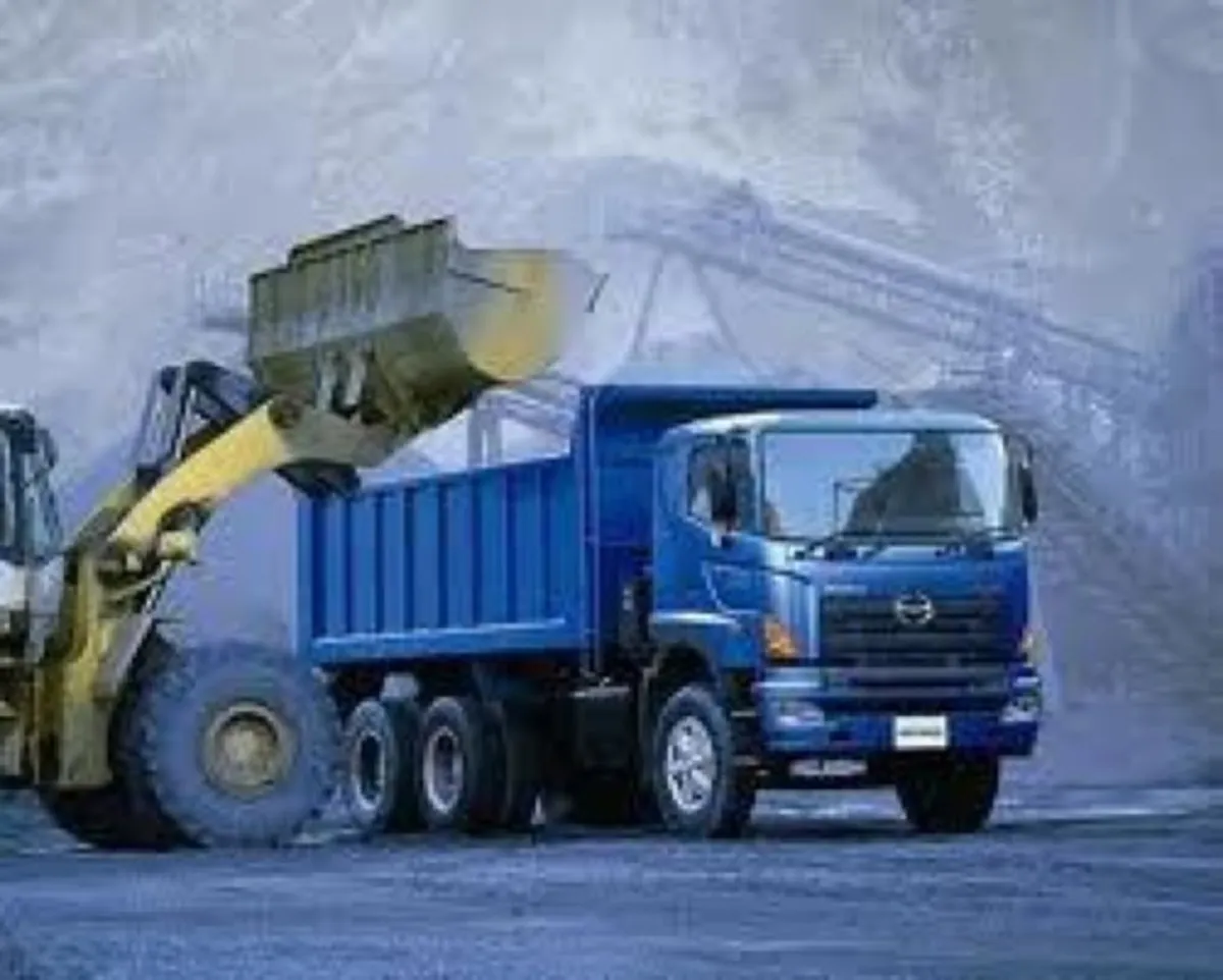 Screened Topsoil with added fertiliser - Image 3