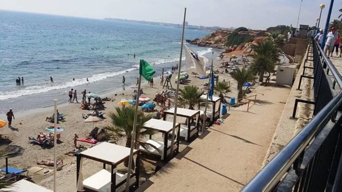 Spain Alicante  - 2 Bed Gr Fl Apt in Torrevieja - Image 3