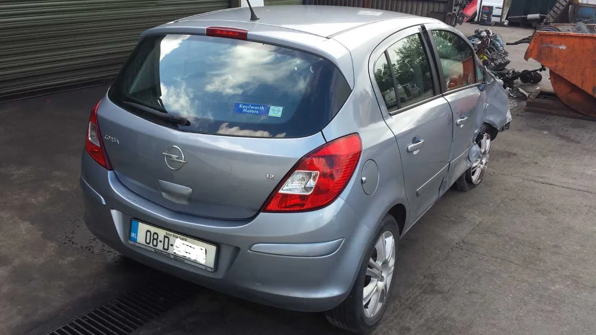 Corsa Opel 2008 - Image 2