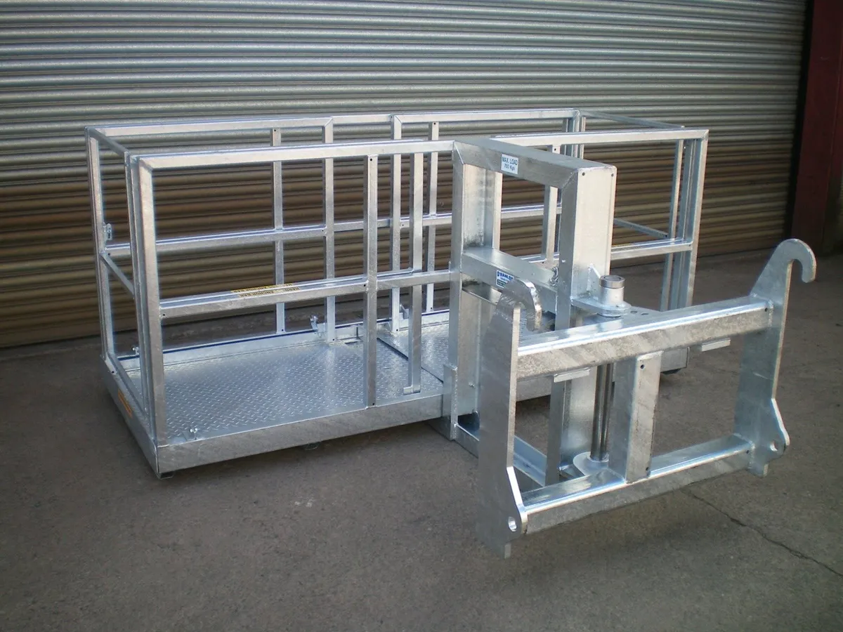 8ft Swivel Extendable Manlift Basket/Safety Cage - Image 1