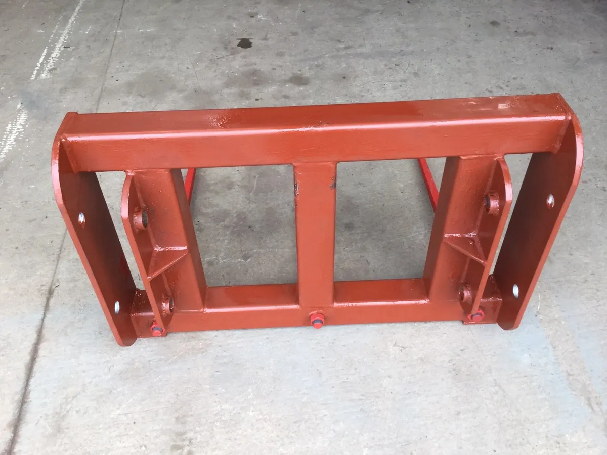 Double bale handlers and all bale equipment - Image 4