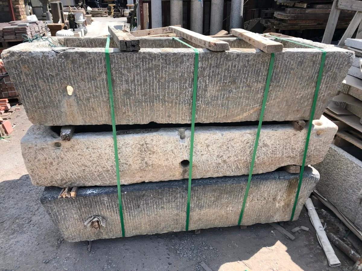 Limestone Garden Through - Image 3