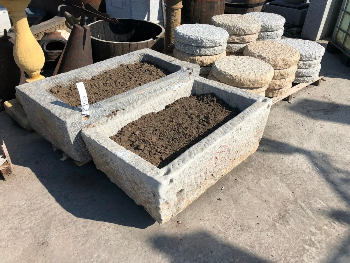 Limestone Garden Through - Image 1