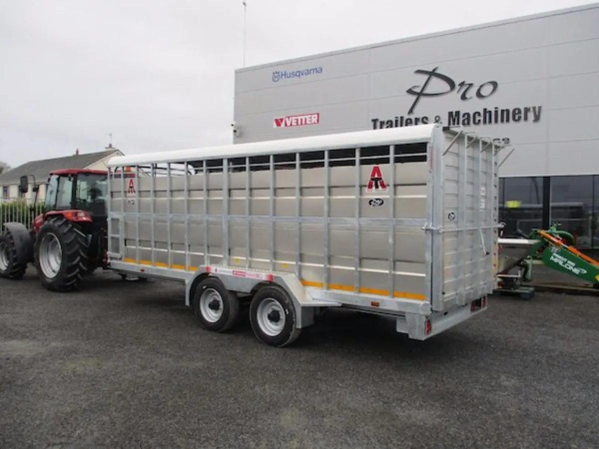 Hudson livestock trailers 16 ft, 18 ft , 20 ft - Image 2