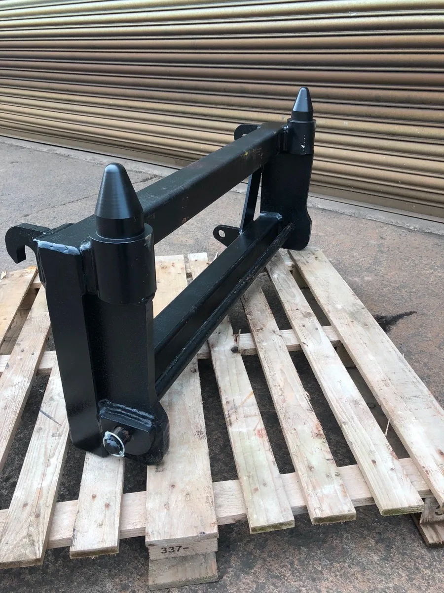 Euro8 to Pin & Cone Interchanger/Adapter/Adaptor - Image 2