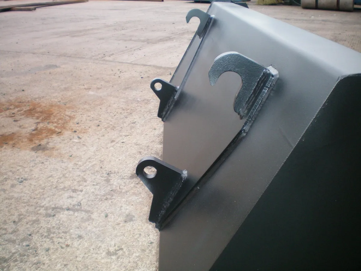 Telehandler/Loader Buckets - JCB QFit, Manitou - Image 3