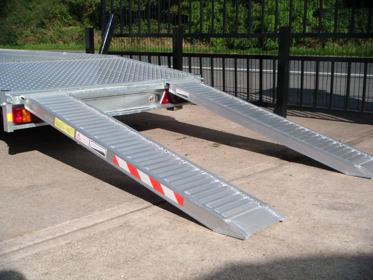 Aluminium Loading Ramps For All Types Of Trailers - Image 1