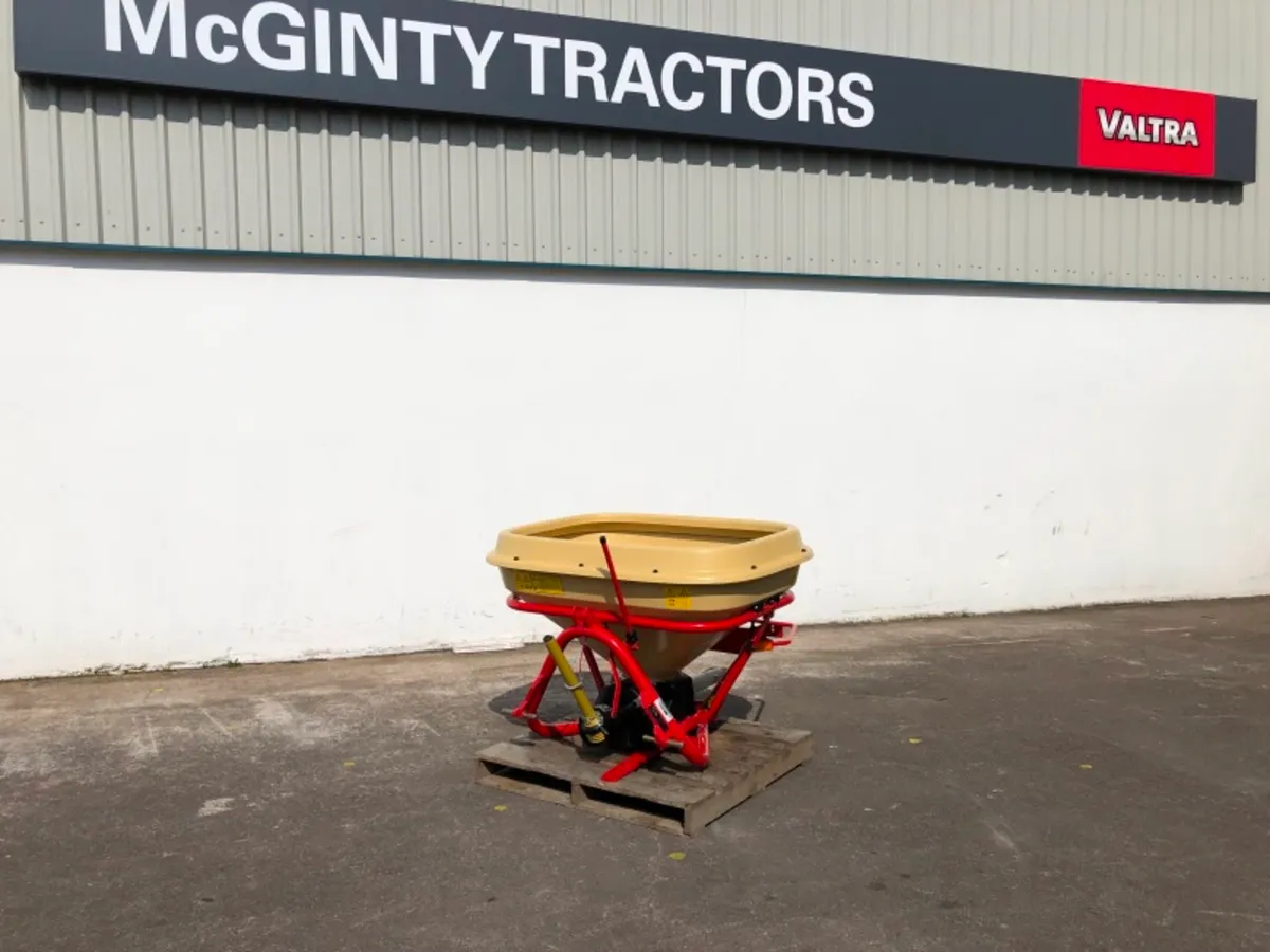 Vicon PS 503 Fertiliser Spreader - Image 1