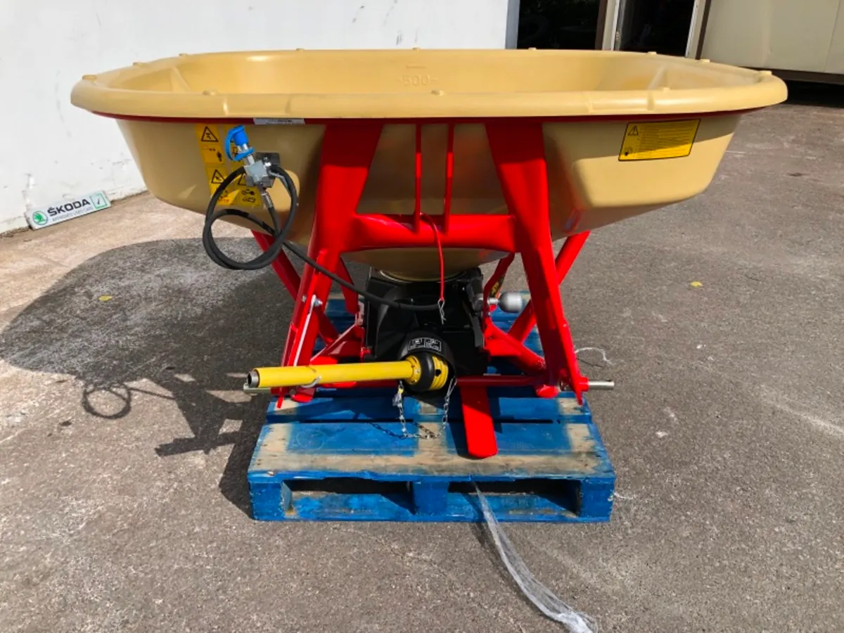 Vicon PS 754 Fertiliser Spreader - Image 2