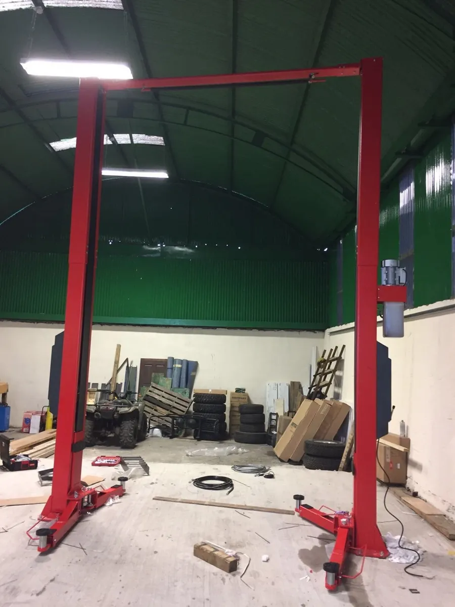 Taranto 4.2Ton  Clear Floor Lift - Image 2