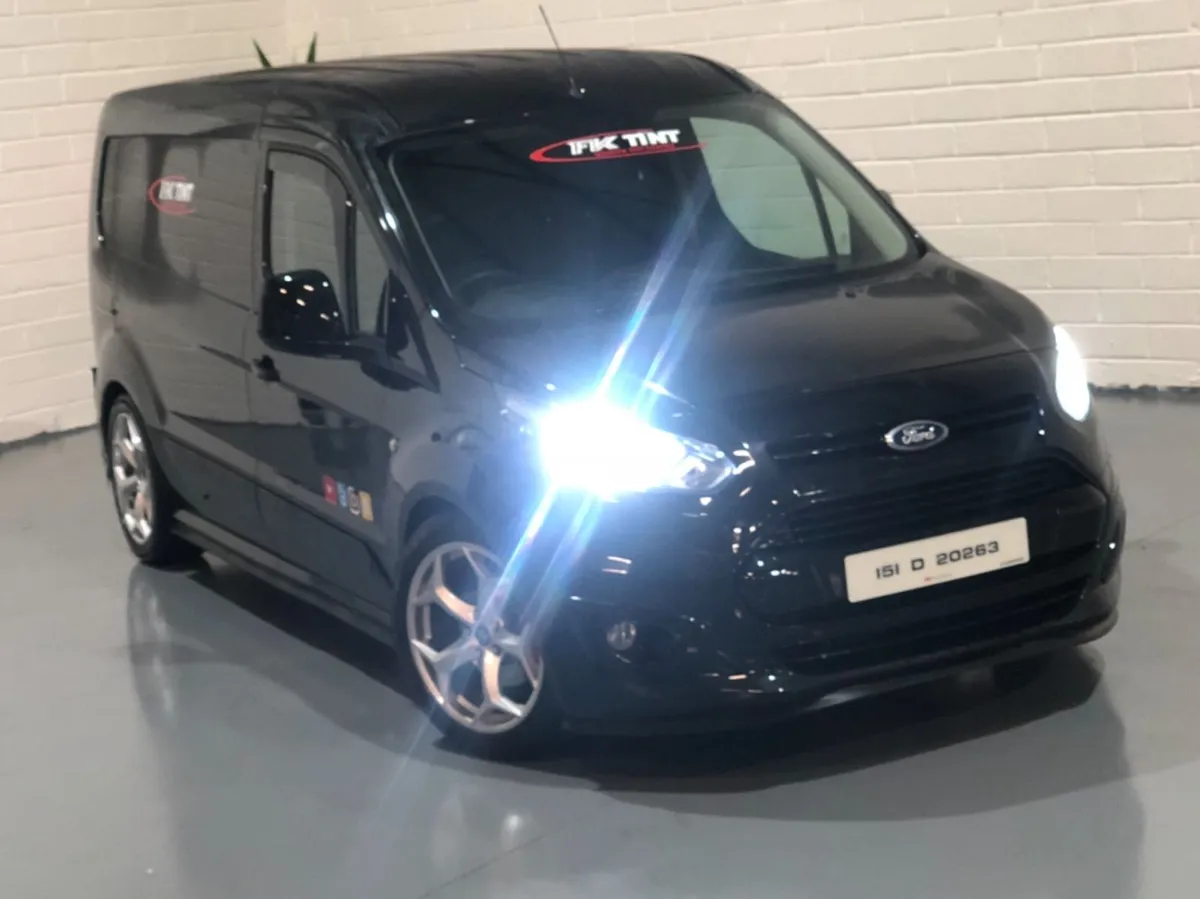 Tinted wind deflectors specials - Image 1