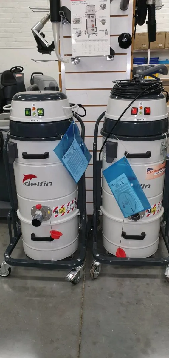 Delfin 202DS Chimney cleaning vacuums - Image 1