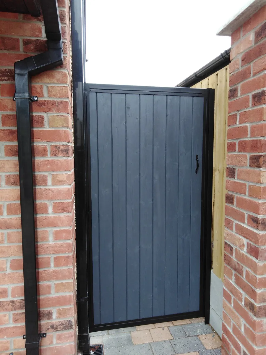 Gates In Kildare - Image 4