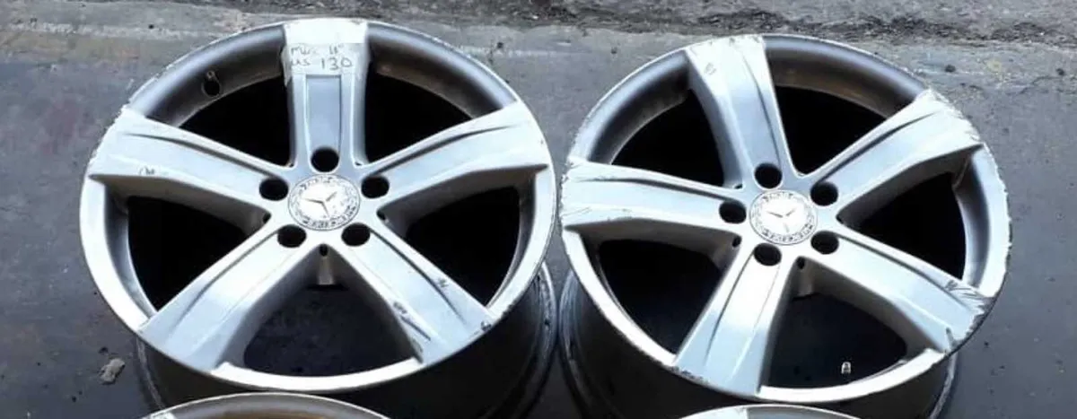 Mercedes 18 inch Original Used Alloy Wheels - Image 4