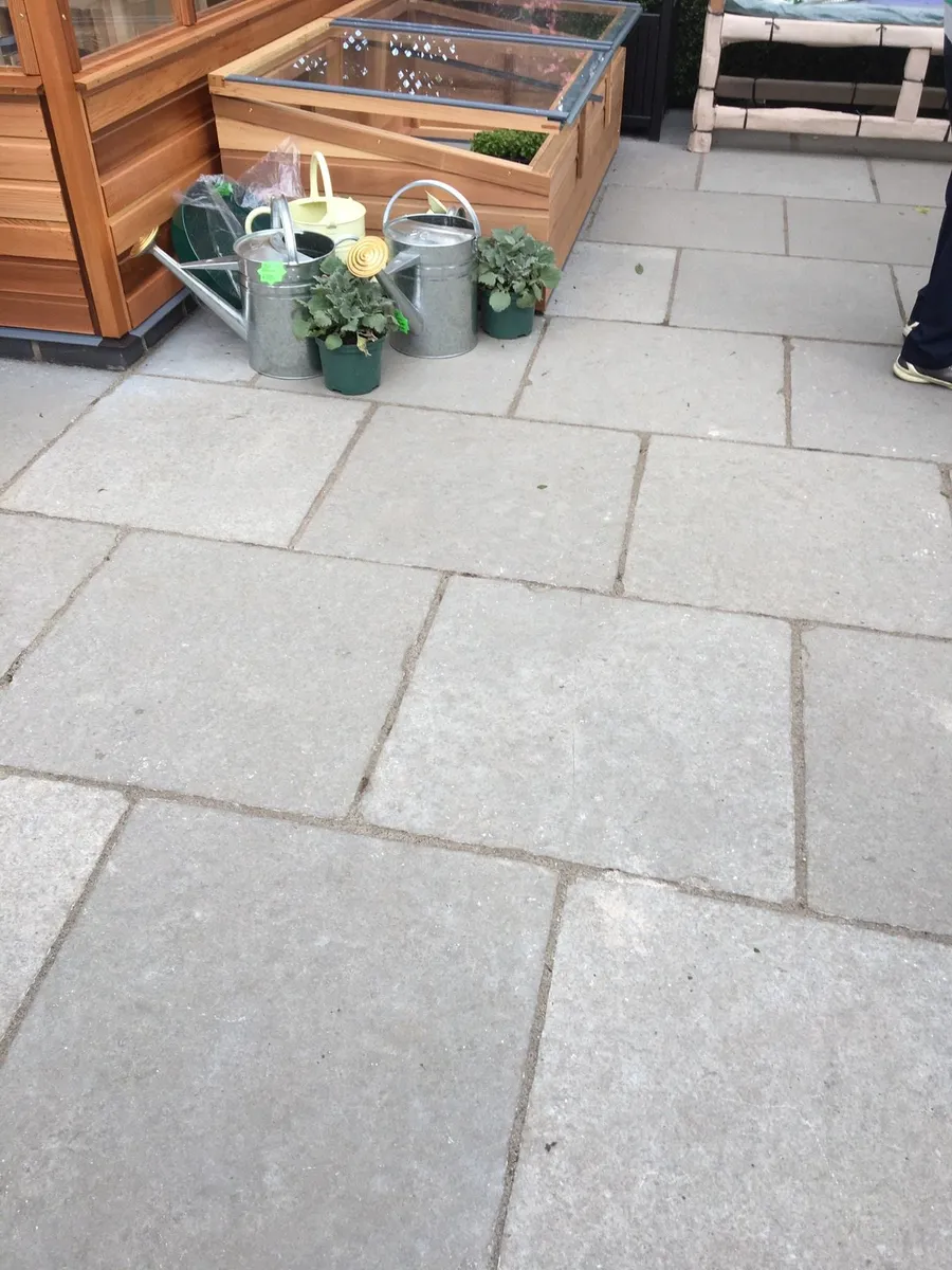 Miltown Grey Blue Flagstones Paving 20m2 €999 - Image 2