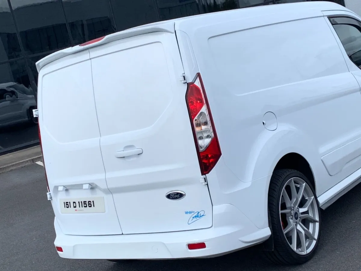 Car boot spoilers - Image 1