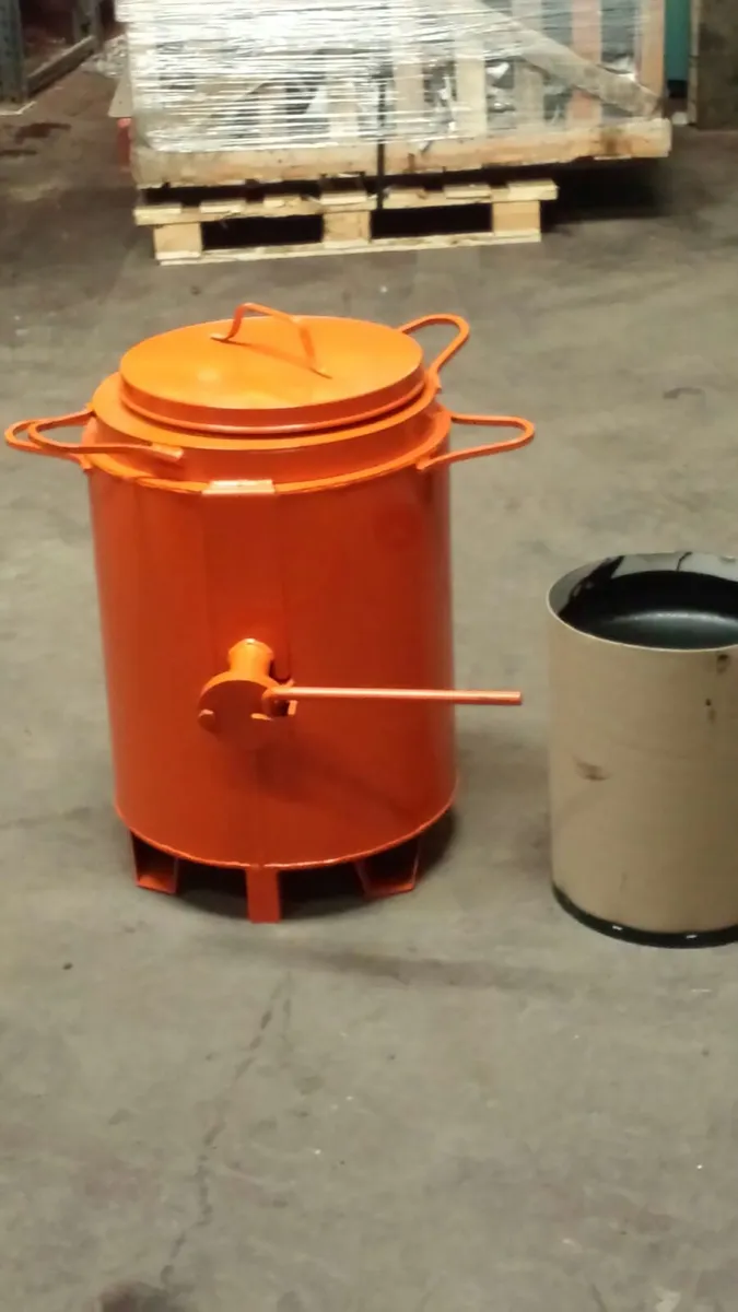 Yellow/White line &Bitumen overband @ MSS - Image 2