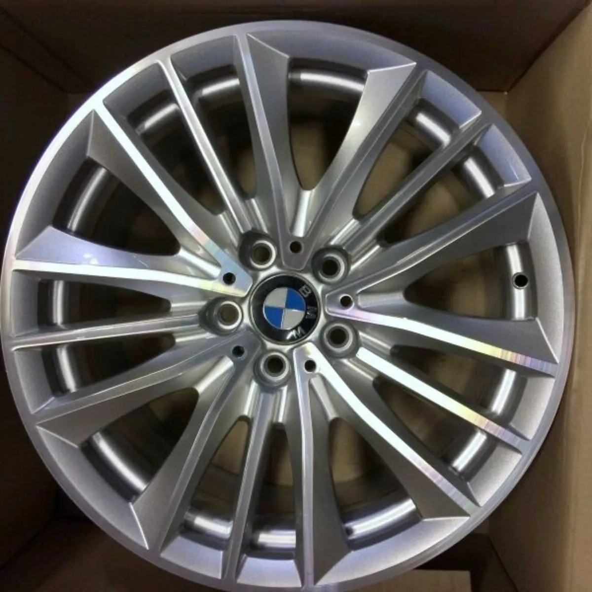BMW 19" Alloy Wheels (Refurbished Fully) - Image 2