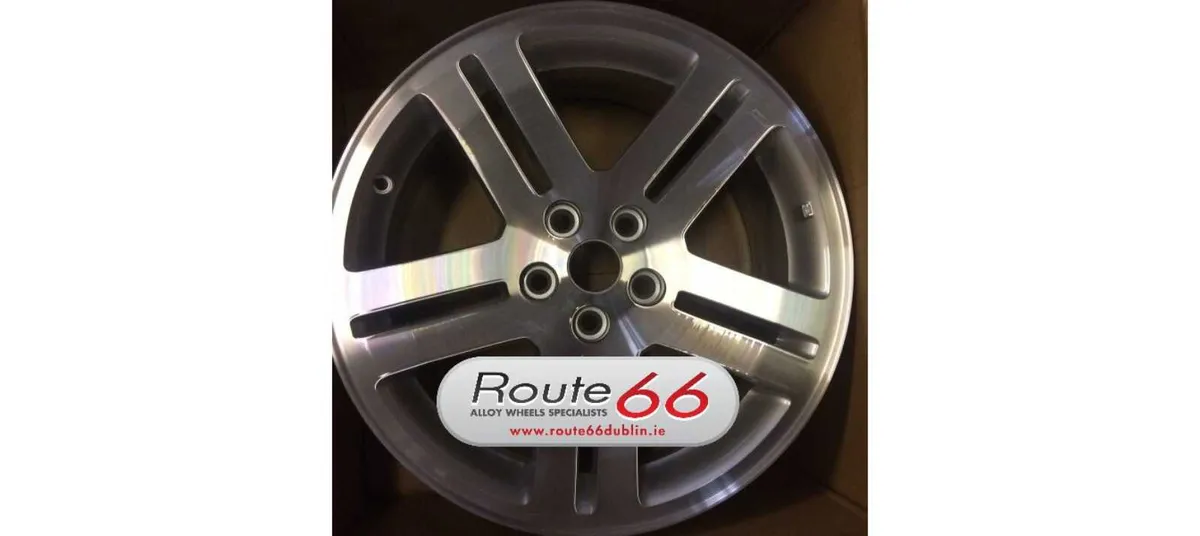 CHRYSLER 18" Original Alloy Wheels(Refurbished Ful - Image 1