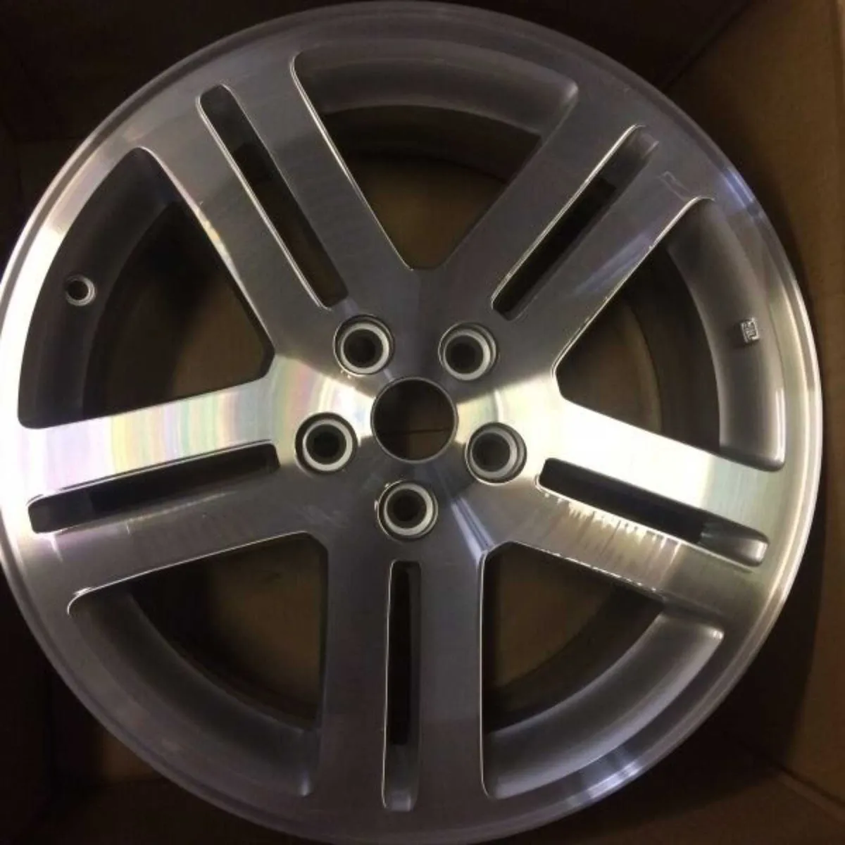 CHRYSLER 18" Original Alloy Wheels(Refurbished Ful - Image 2