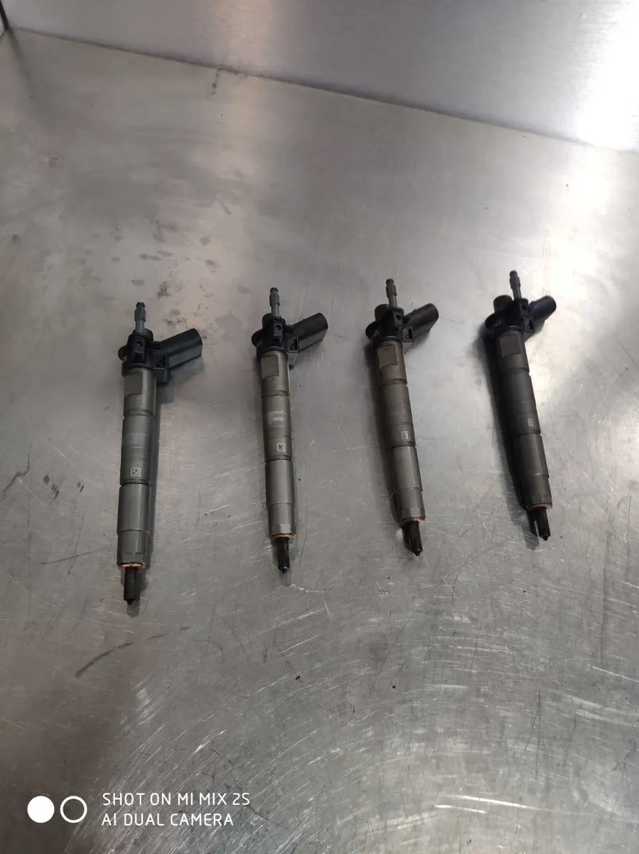 BMW (Genuine OE) 7800599 - Image 1