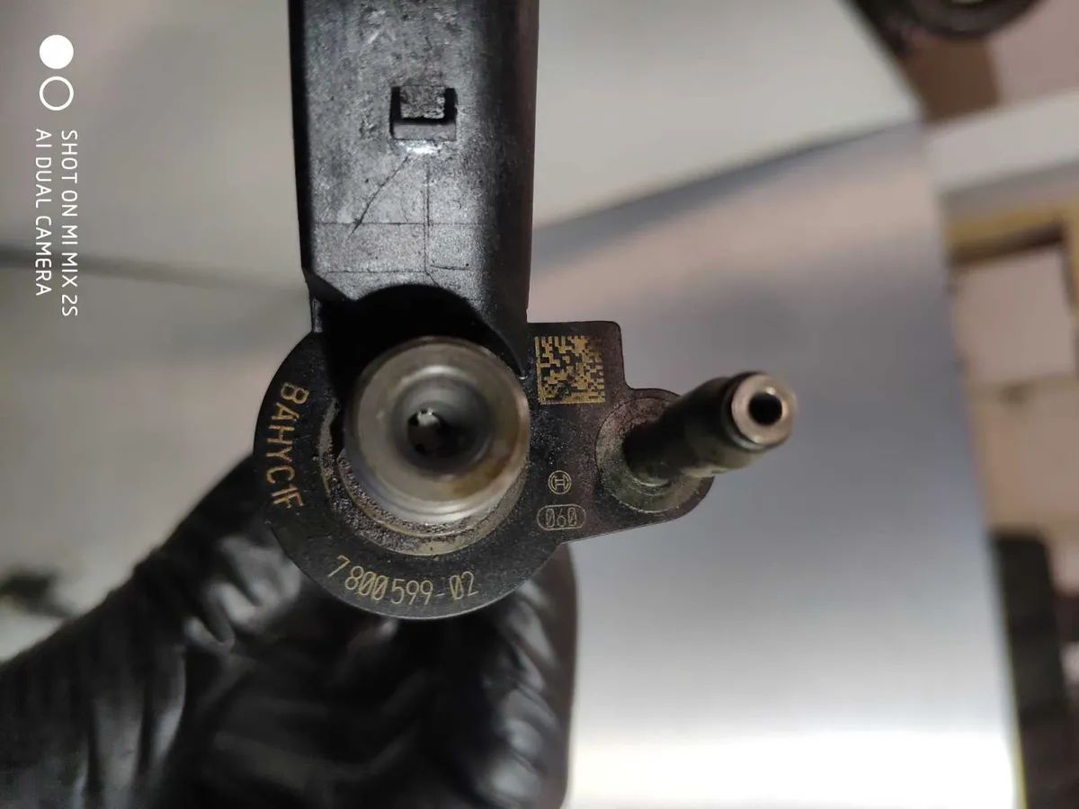 BMW (Genuine OE) 7800599 - Image 2