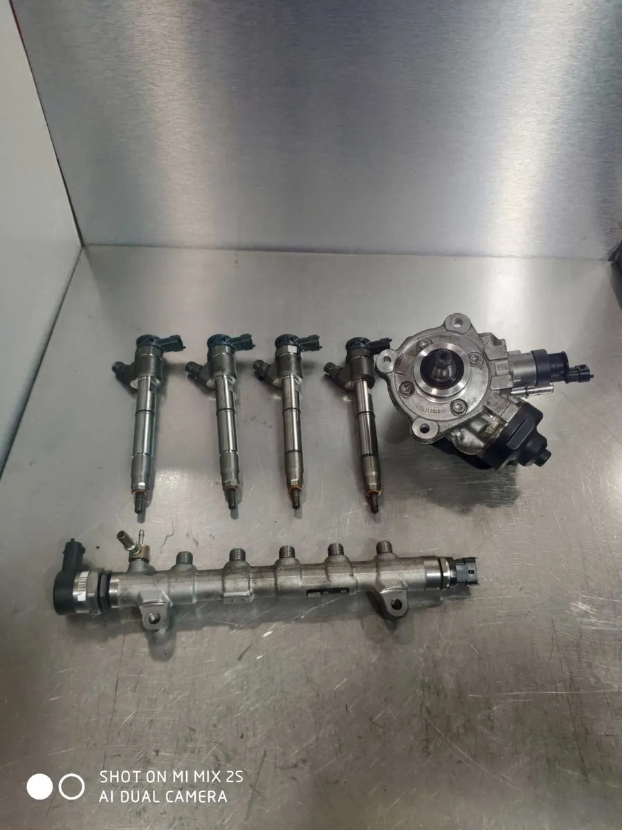 hyundai-kia fuel pump-injectors-fuel rail - Image 1