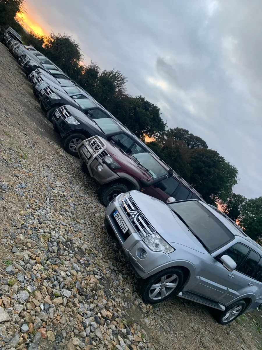 Mitsubishi pajero 3.2 breaking 2010 - Image 4