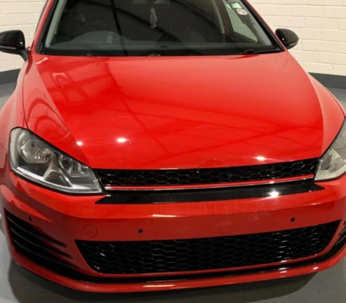 Vw golf mk5 mk6 mk7 & jetta gli front bumpers - Image 1