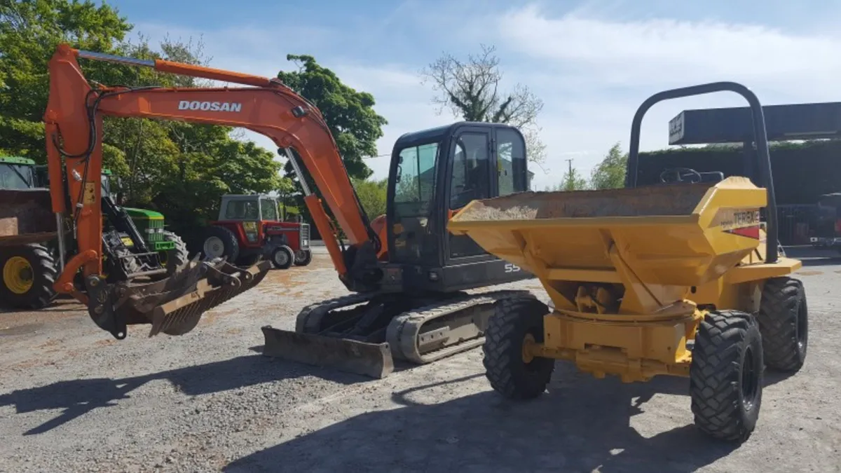 Self Drive Hire - Image 4